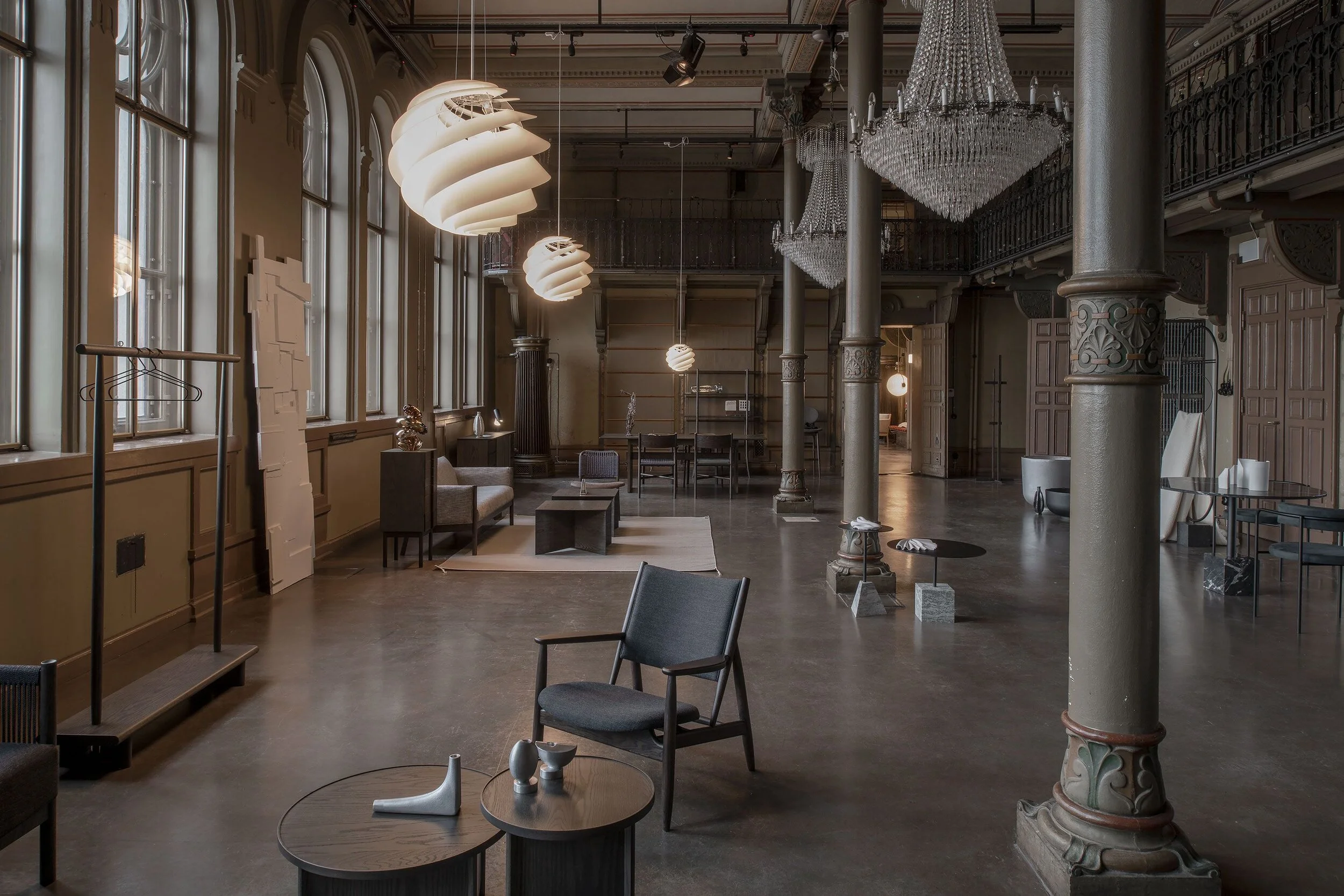 The Summit Lounge Chair — GESTALT NEW YORK